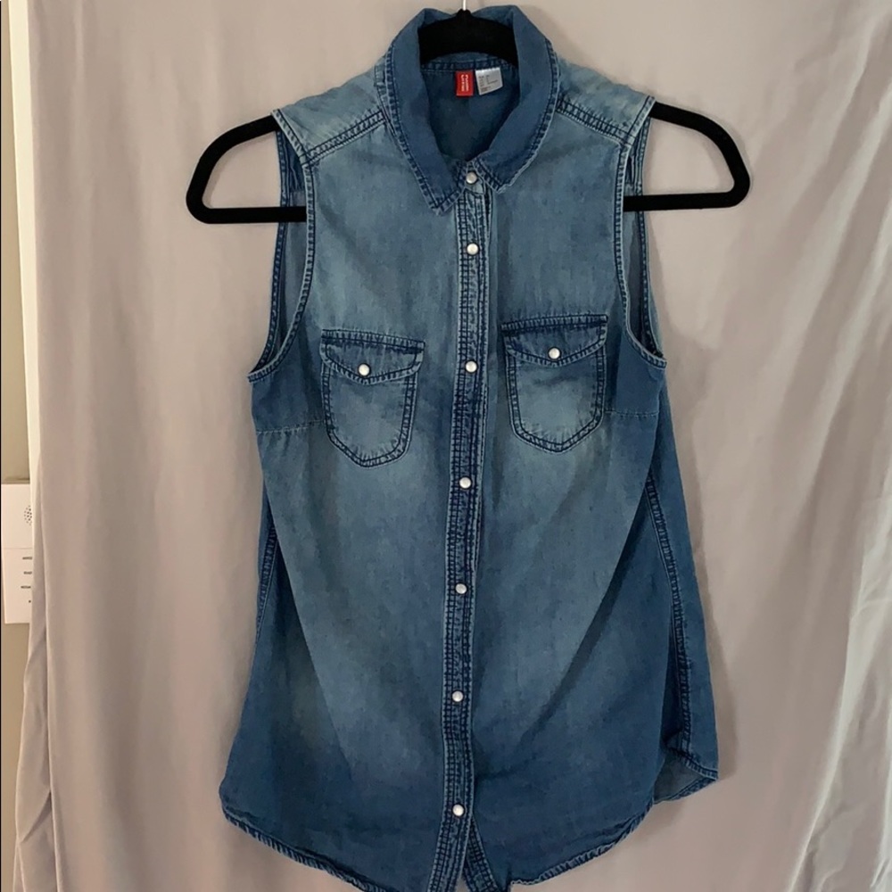 H&M Divided Chambray Button Down Tank
